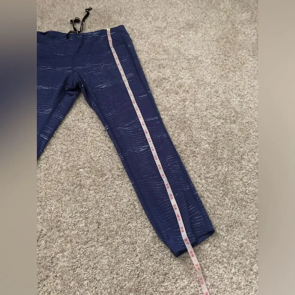 Nike dri-fit crop capri leggings, size small p